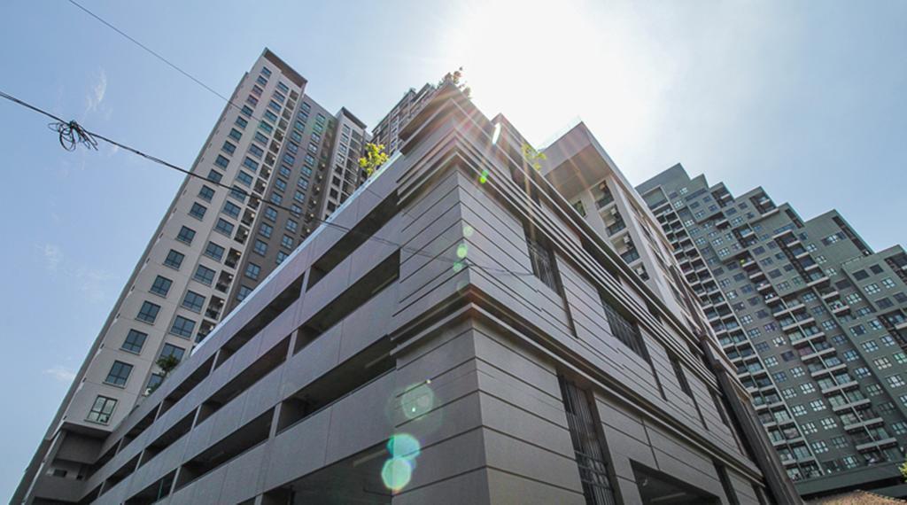 Wooden Suites Bangkok Exterior foto