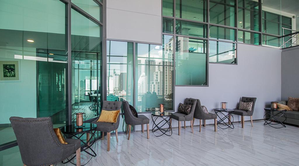 Wooden Suites Bangkok Exterior foto